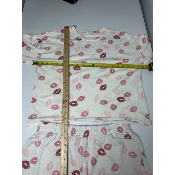 Grayson Threads Womens Sleepwear Set Size L Kiss Print Top & Shorts Cotton Blend - Picture 8 of 14